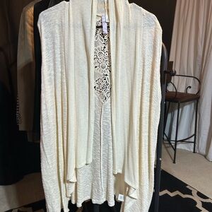 Alta Elegant Cream Women's cardigan